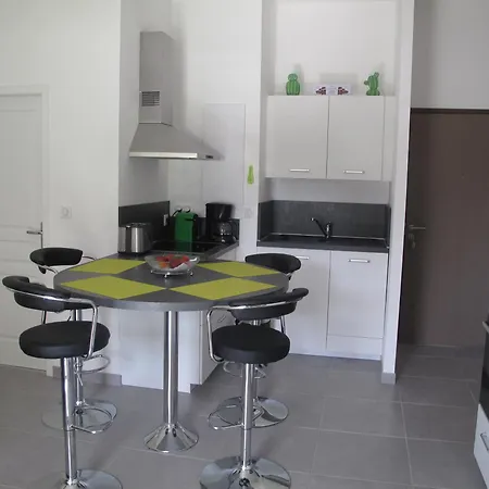 3 Etoiles Pres Des Plages D'ajaccio *